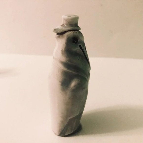 Vintage Penguins Pocket Flask with Cork Stopper  4.5 Inch Tall Figurines - Picture 14 of 16